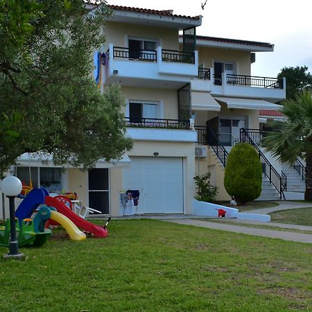Elegant Maisonettes Elena Nea Poteidaia Dış mekan fotoğraf